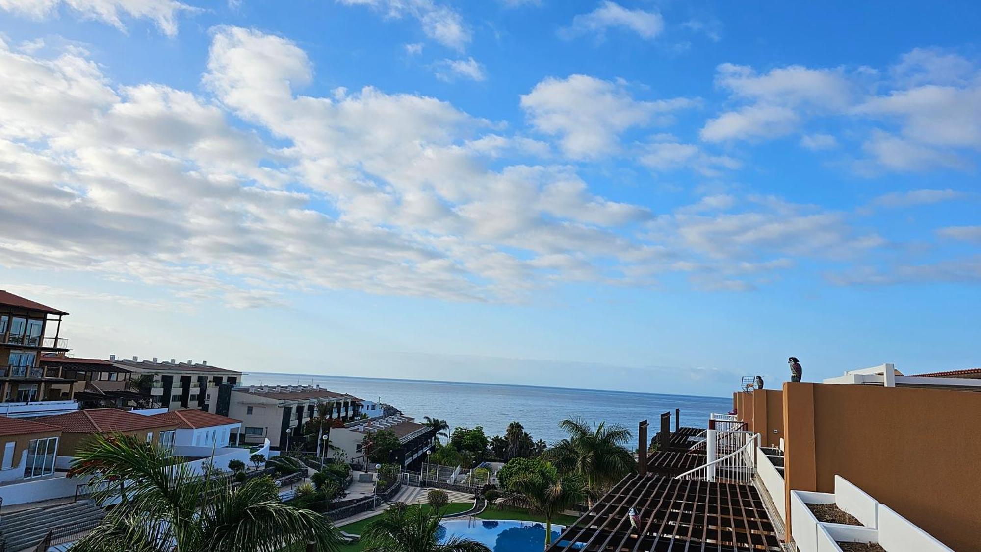 Ocean Breeze Retreat Apartment Сан Мигел де Абона Екстериор снимка